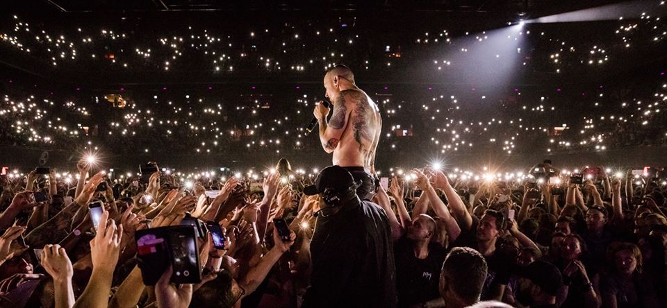 Linkin Park: nuevo video previo al lanzamiento de One More Light Live, y la última información respecto al caso Bennington