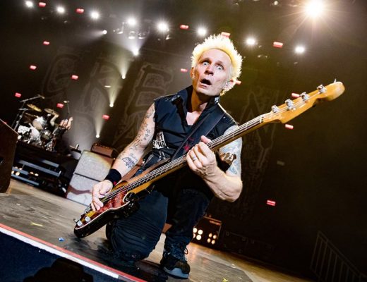 Entrevista Mike Dirnt de Green Day: "Mi pelea es nunca crecer, me gusta crecer pero ser joven es divertido… mis hijos me mantienen humilde y joven.