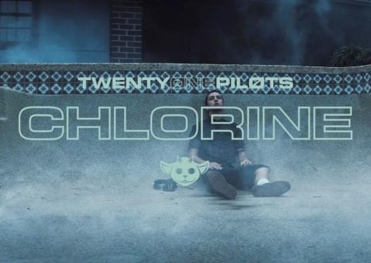 Twenty One Pilots y su amigo Ned en Chlorine