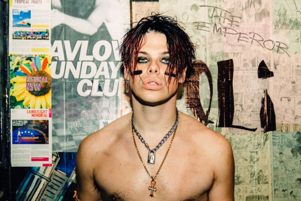 YUNGBLUD celebra 25 años con ‘The Emperor’ - Nacion Grita